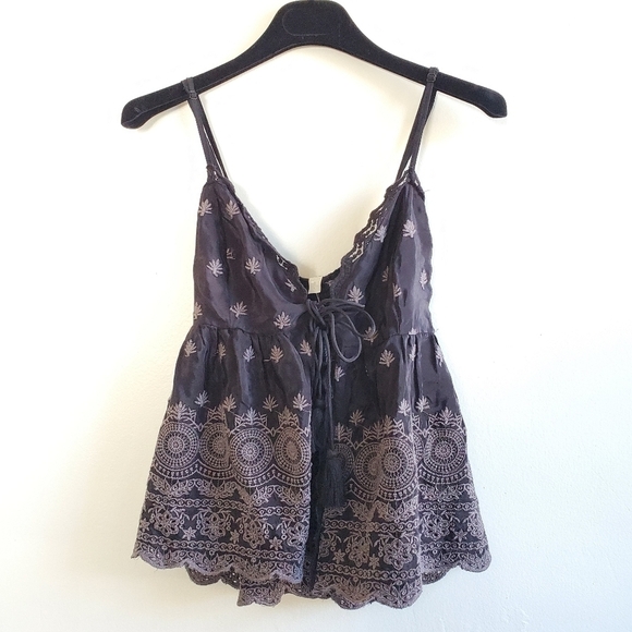 Free People Jenna Embroidered Black Cami Top NWT Size Medium - Picture 9 of 13